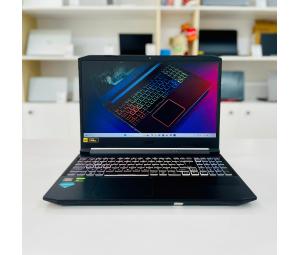 Acer Nitro 5 Gaming AN515 45 R5 5600H/Ram 8GB/SSD 512GB/15.6