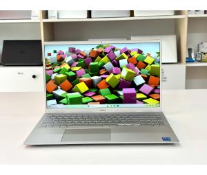 Dell inspiron 5502 Core i7-1165G7/Ram 16GB/SSD 512GB/15.6